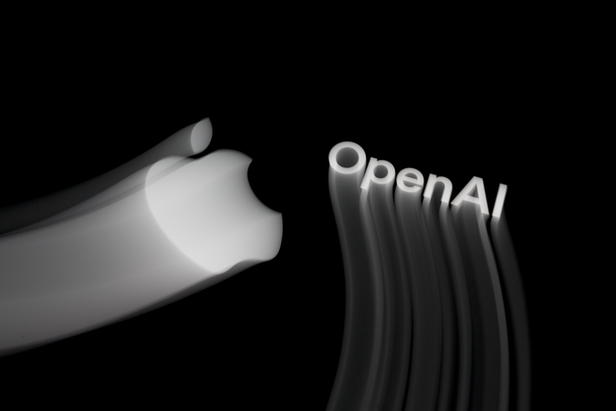 „Apple“ padavė į teismą „OpenAI“