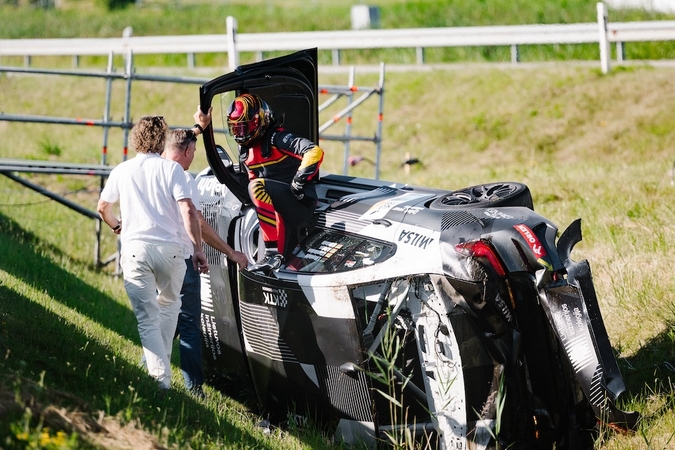 Pirmosios „Aurum 1006 km lenktynių“ treniruotės įvyko: neapsieita be incidentų