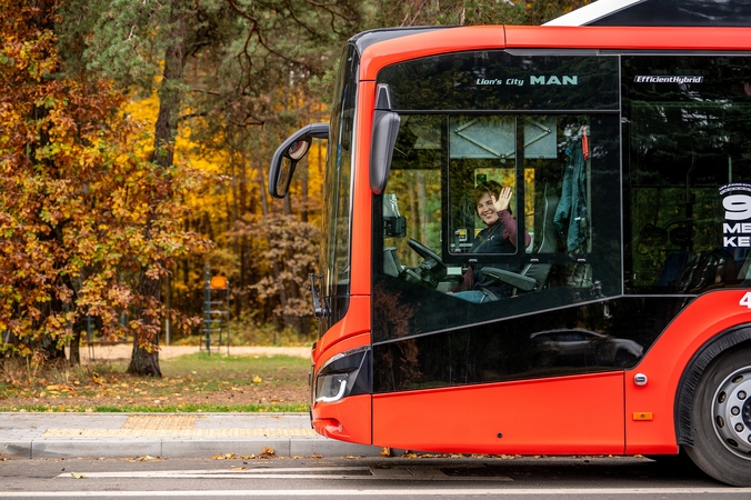 Patogesnės kelionės viešuoju transportu: lengvatiniai el. vienkartiniai bilietai – bekontakčiu būdu