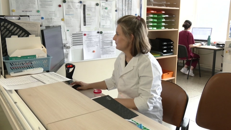 Iš emigracijos grįžę medikai siunčia žinią Lietuvai: atlyginimai jau nebe problema