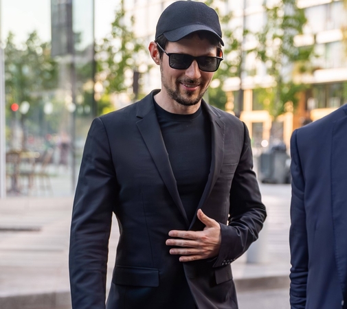 Pavelas Durovas sako, kad Rusija paskelbė jį teroristu už atsisakymą vykdyti cenzūros reikalavimus
