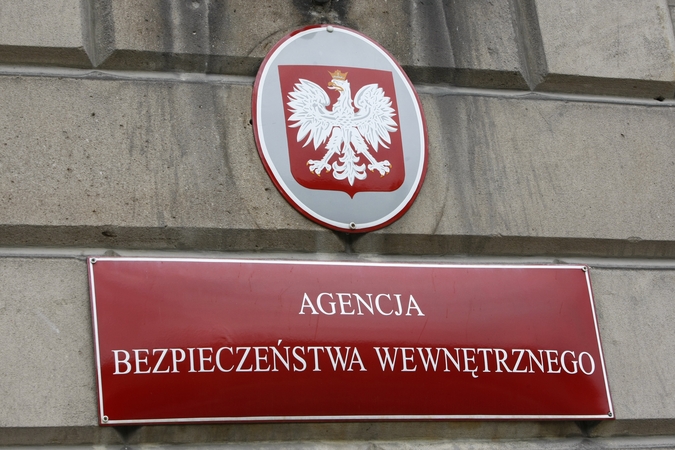 Lenkijoje už šnipinėjimą Rusijai nuteista sutuoktinių pora