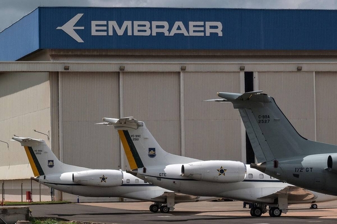 Nutraukusi tyrimą dėl „Embraer“, prokuratūra tęsia tyrimą dėl piktnaudžiavimo