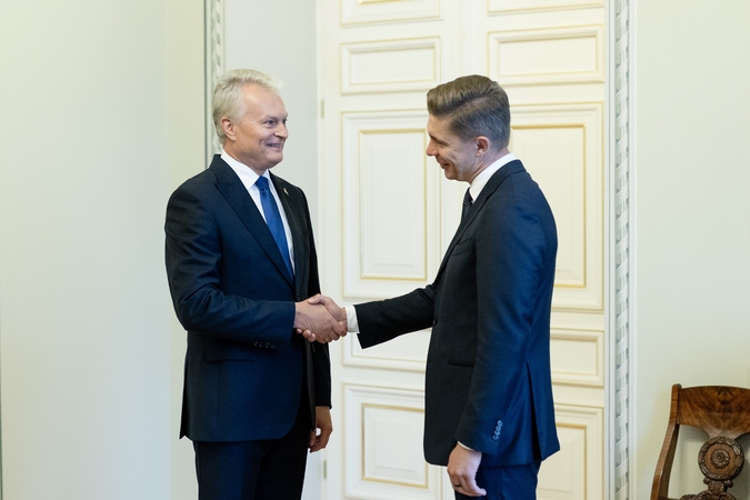 Gitanas Nausėda (kairėje) ir Mindaugas Sinkevičius