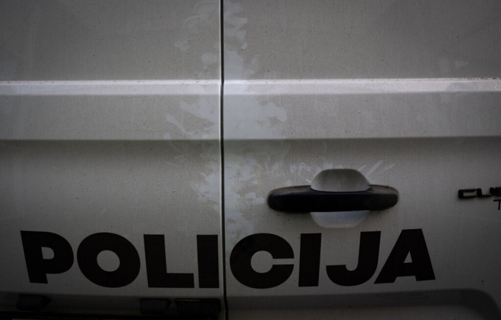 Klaipėdoje sulaikomas neblaivus vyras priešinosi pareigūnei