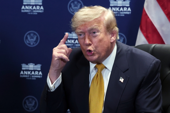 Per NATO viršūnių susitikimą Trumpas užsipuolė Ispaniją