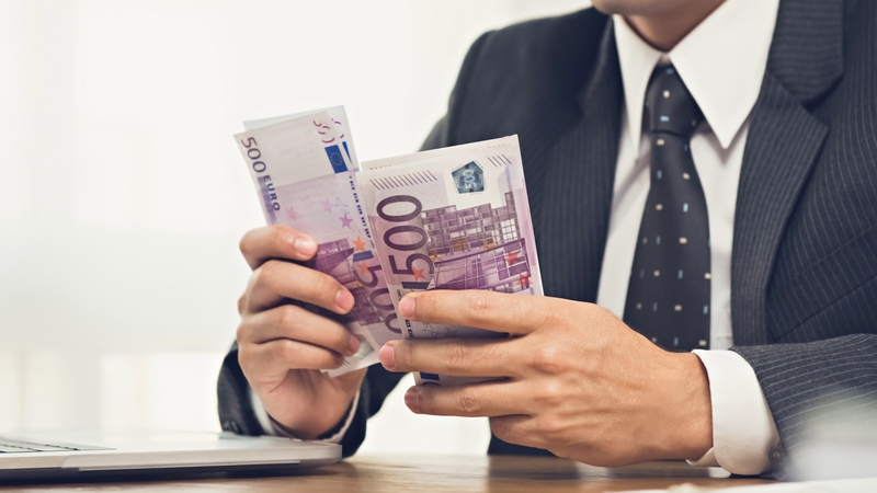 Lietuvoje itin padaugėjo milijonierių: paaiškino, kas tai lėmė