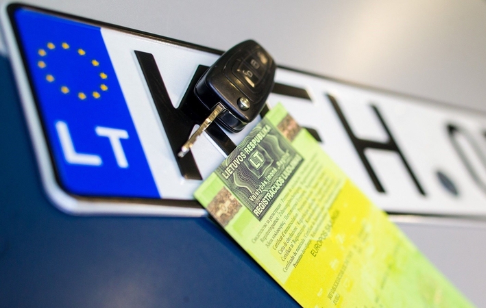 Sistema: registruojant naujas transporto priemones EUCARIS automatiškai patikrins, ar buvo suteiktas SDK.