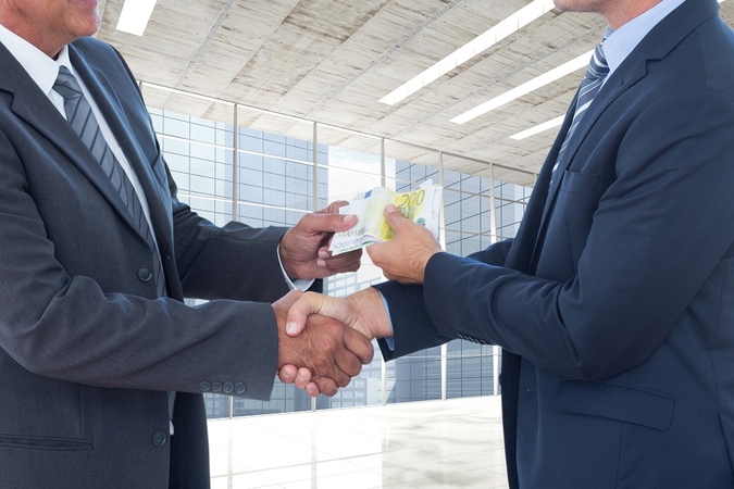 Su Japonijos verslu tariasi dėl bendrų projektų, investicijų