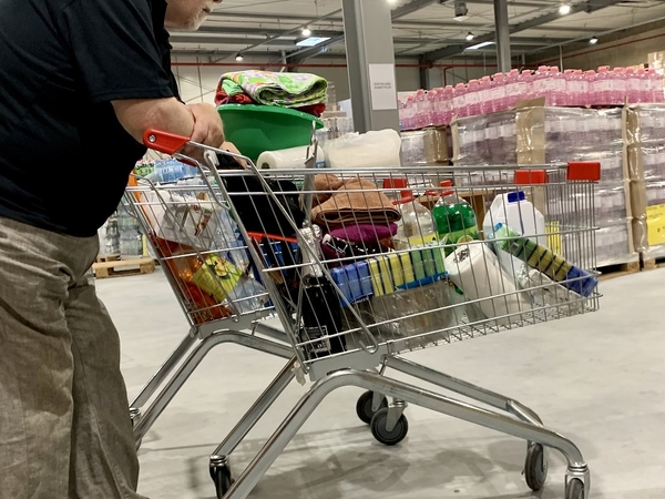 Lietuvoje neliks skandalingai pagarsėjusio tinklo parduotuvių?