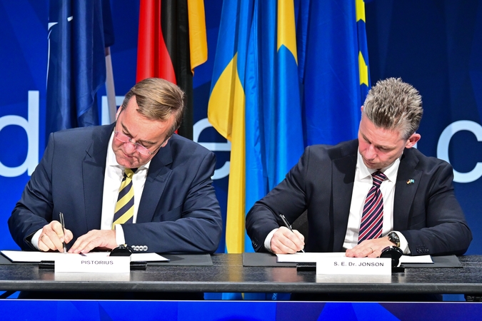 Švedija ir Vokietija gilins bendradarbiavimą oro gynybos srityje