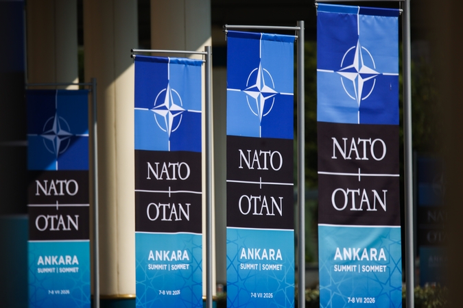 NATO šalys paskelbė apie 43 mlrd. eurų vertės naujos raketos projektą