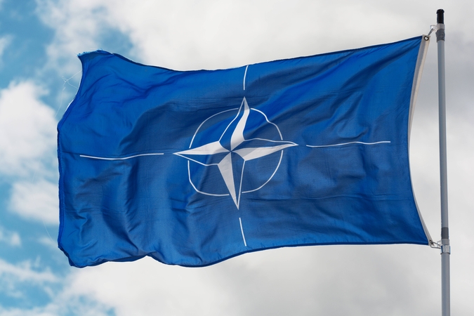 NATO rengia planus plėsti branduolinį atgrasymą Europoje