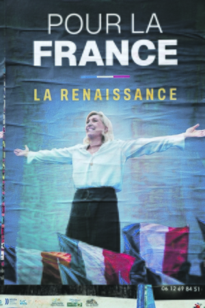 Aštru: į politinės kovos lauką grįžusi M. Le Pen nusiteikusi veikti be skrupulų. Naujausiuose RN plakatuose su jos atvaizdu pasirinktas šūkis „Renaissance“ reiškia ne tik atgimimą, bet ir konkurentų partijos pavadinimą. 