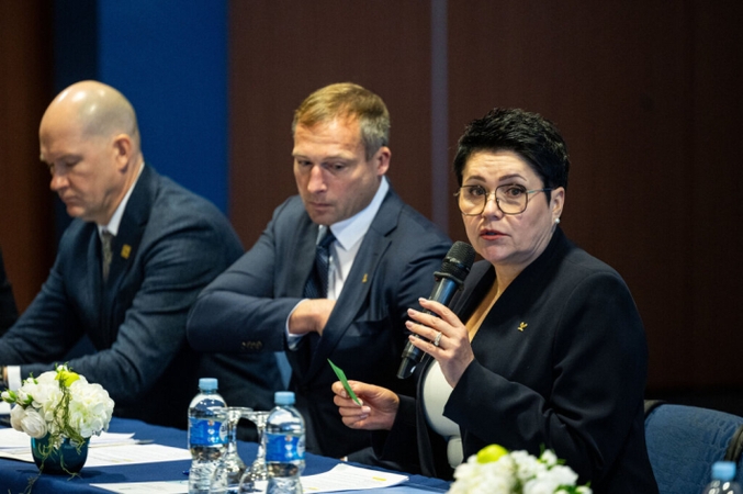 LTOK smerkia sprendimą leisti į tarptautines varžybas sugrįžti Rusijos sportininkams