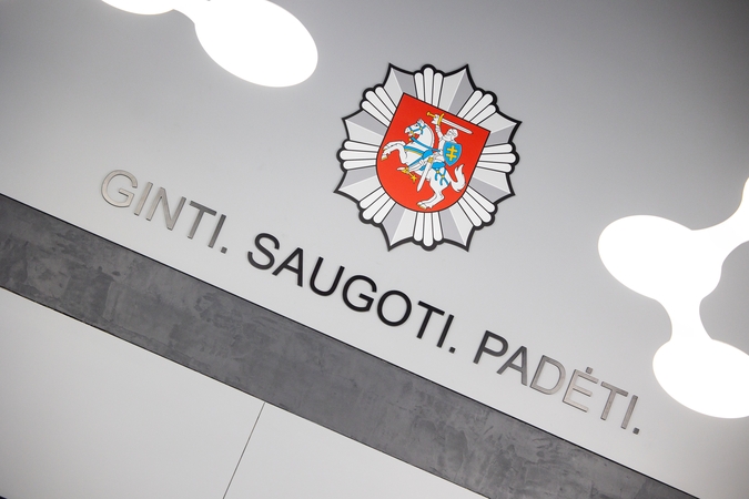 Sukčiai iš patiklių gyventojų išviliojo 60,7 tūkst. eurų
