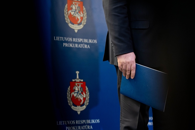 Prokuratūra prašo iš šešių savivaldybių tarybos narių priteisti per 63 tūkst. eurų