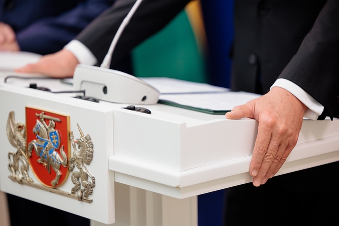 Kodėl Lietuva siekia atverti kelią branduolinio ginklo dislokavimui šalyje?