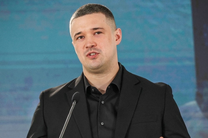 Kyjivas skelbia patvirtinęs mechanizmą, leisiantį sąjungininkams įsigyti ukrainietiškų ginklų