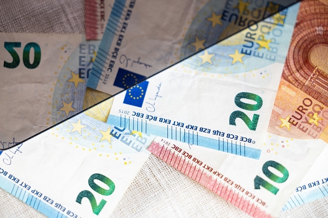 Išmokėjo Lietuvai 153 mln. eurų