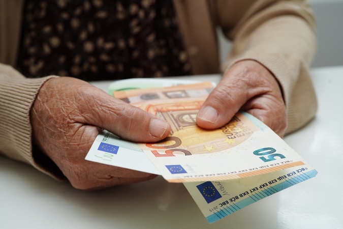 Augustinavičius ragina Vyriausybę pasirūpinti senjorų pensijomis