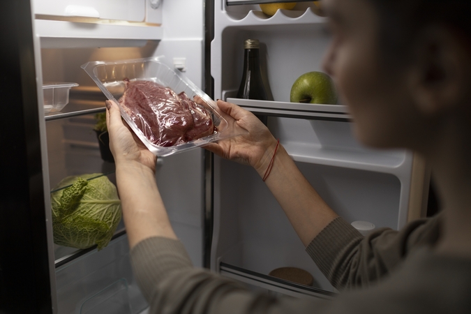 Laikas: nemažai maisto išmetama dėl neteisingai suprantamų žymų – „geriausias iki“ nereiškia, kad produktas tą pačią dieną tampa netinkamas vartoti. Ši data nurodo kokybės, o ne saugumo terminą.