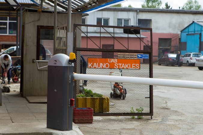 Visi 126 „Kauno staklių“ darbuotojai neteks darbo