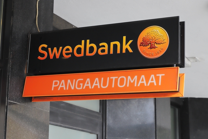 Pinigų plovimo skandalo atomazga: „Swedbank“ JAV sumokėjo 50 mln. dolerių baudą