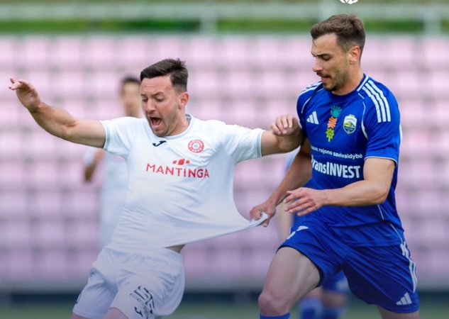 Garsių futbolininkų treniruojami klubai išsiskyrė taikiai