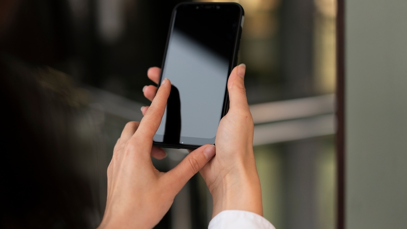 Radviliškio rajono tarybos narė lieka nuteista dėl telefono „iPhone“ pasisavinimo