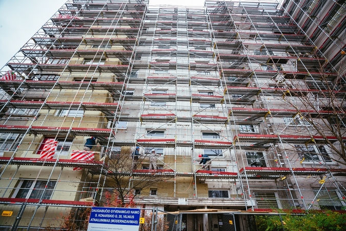 Būsima ministrė žada mažinti reikalavimus renovuojamiems daugiabučiams