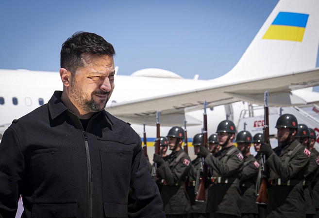 Zelenskis: karo pabaiga priartės, kai Maskvą puls ne šimtas, o tūkstantis dronų