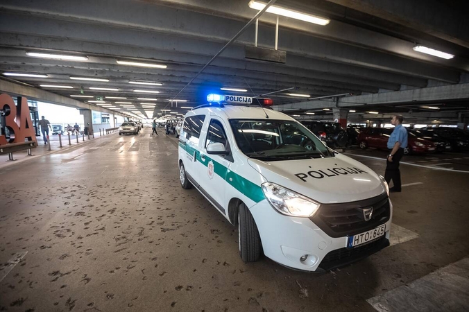 Kaune prie „Akropolio“ – pavojingas incidentas