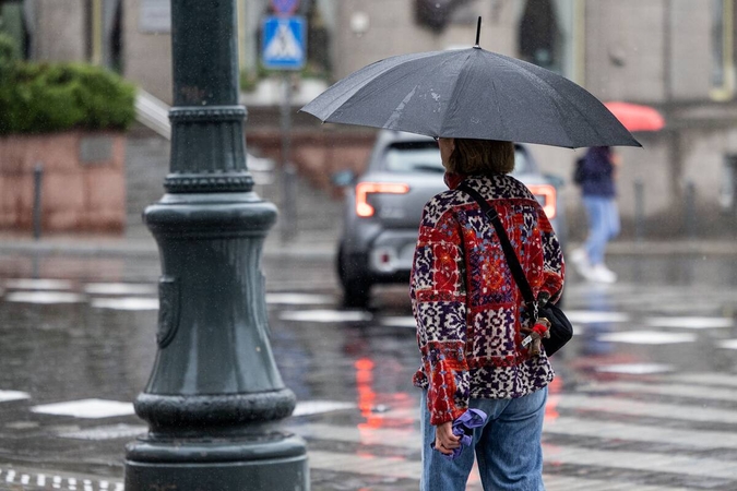 Orai: vasarišką šilumą lydės lietus, perkūnija ir kruša