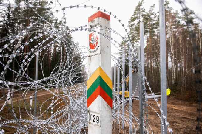 Prokuratūra: praplėstas tyrimas dėl į Lietuvą kasto migrantų tunelio, bus tiriami pareigūnų veiksmai