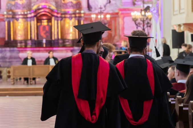 Prasideda antrasis papildomo priėmimo į aukštąsias mokyklas etapas
