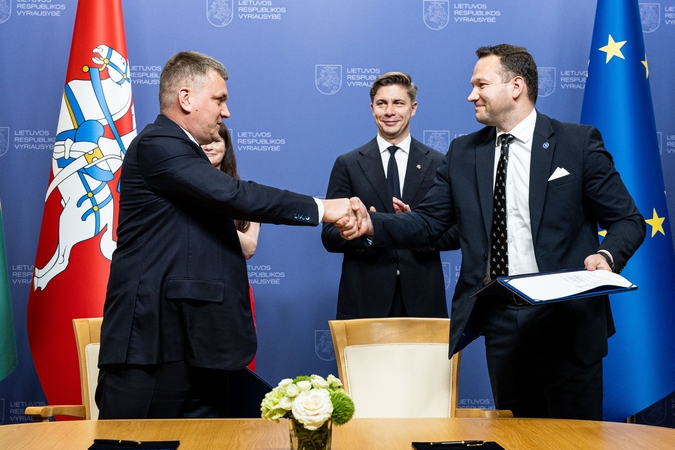 Lietuva ir Ukrainos DEMZ pasirašė sutartį dėl naujos amunicijos gamyklos