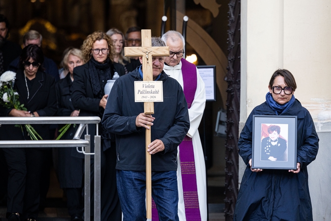 Į paskutiniąją kelionę išlydima poetė Violeta Palčinskaitė