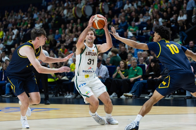 Repeticijas prieš Pasaulio taurės atranką lietuviai baigė pergale prieš NCAA čempionus