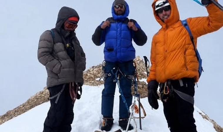 Kirgizijos kalnuose dingo trys alpinistai, tarp jų yra lietuvis Sergejus Rubcovas (dešinėje)