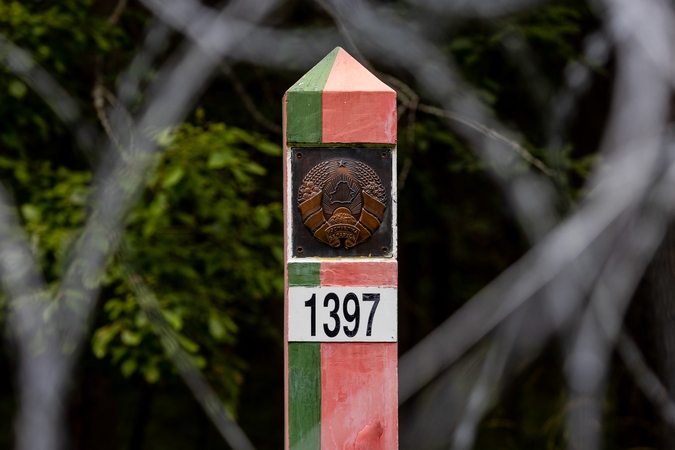 Pasienyje su Baltarusija apgręžta šešiolika neteisėtų migrantų