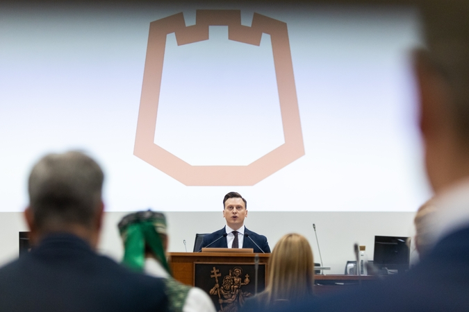 Vilniaus savivaldybė nebepriims gyventojų prašymų ir skundų rusų kalba