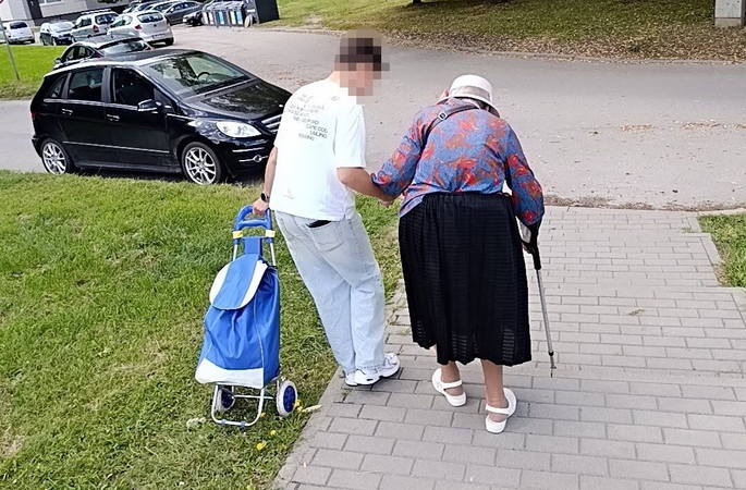 „Koks puikus jaunimas auga!“: vaikino poelgis sužavėjo kauniečius