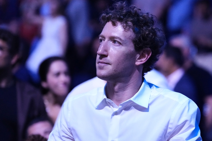 Markas Zuckerbergas Airijoje įsigijo gotikinę pilį