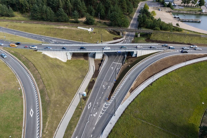 Pasižvalgykite: atnaujintas eismas per Kauno hidroelektrinę