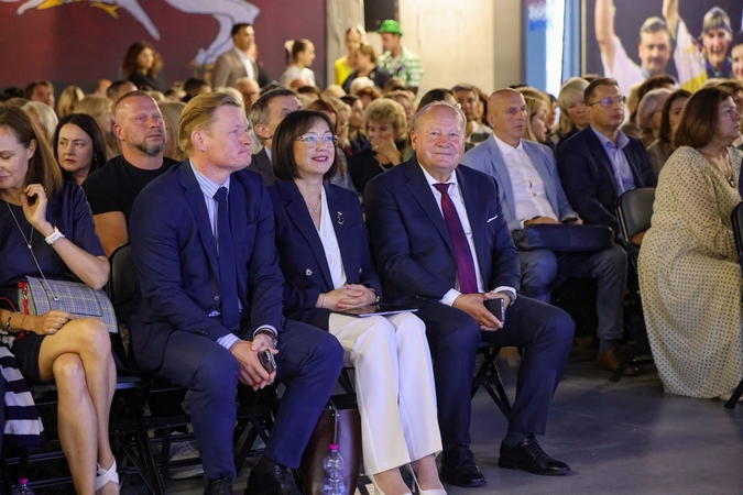 Dalyviai: į konferenciją atvyko Kauno rajono meras V. Makūnas, švietimo, mokslo ir sporto ministrė R. Popovienė ir viceministras G. Grybauskas, Kauno rajono savivaldybės tarybos nariai, įvairių institucijų atstovai ir rajono švietimo bendruomenė.