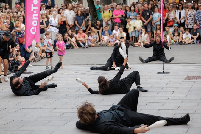 Collectif Protocole pasirodymas „ONE SHOT #“