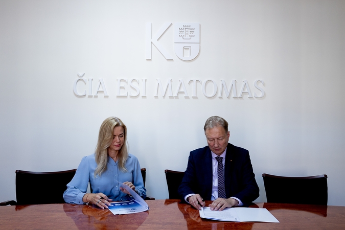 Bendradarbiavimo sutartį su dienraščiu „Klaipėda“ pasirašė Klaipėdos universitetas