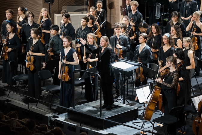 Klaipėdos festivalį nuspalvino prancūziškos muzikos elegancija ir jaunatviška energija