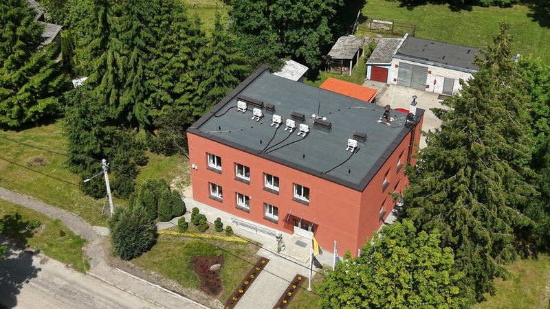 Pagražėjo: taip atrodo atnaujintas Čekiškės seniūnijos pastatas.